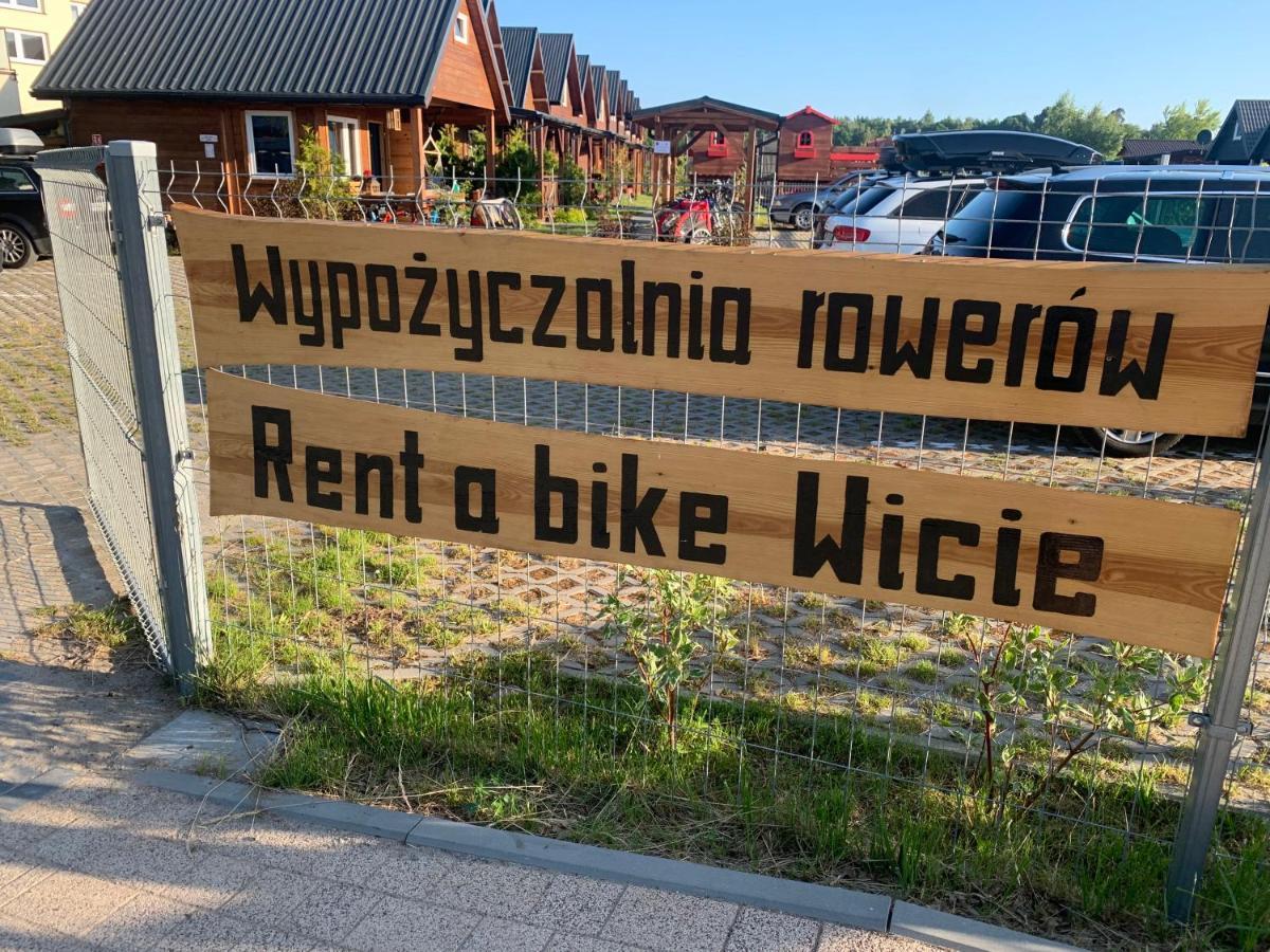 Pod Debami Wicie- Domki Drewniane Nad Morzem Wicie  Buitenkant foto