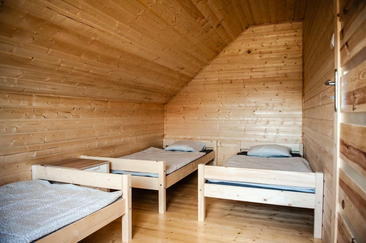 Pod Debami Wicie- Domki Drewniane Nad Morzem Wicie  Buitenkant foto